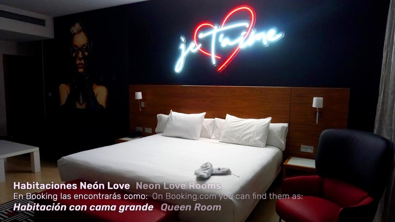 Spirit Hotel Gran Bilbao Dış mekan fotoğraf Neon Love Rooms